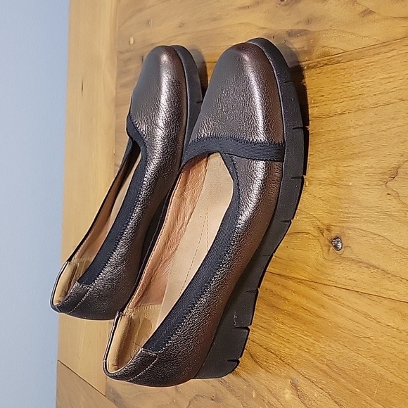 Clark's size 9.5 women's Daylin Hill comfort wedge in metallic brown & b… - Picture 3 of 9